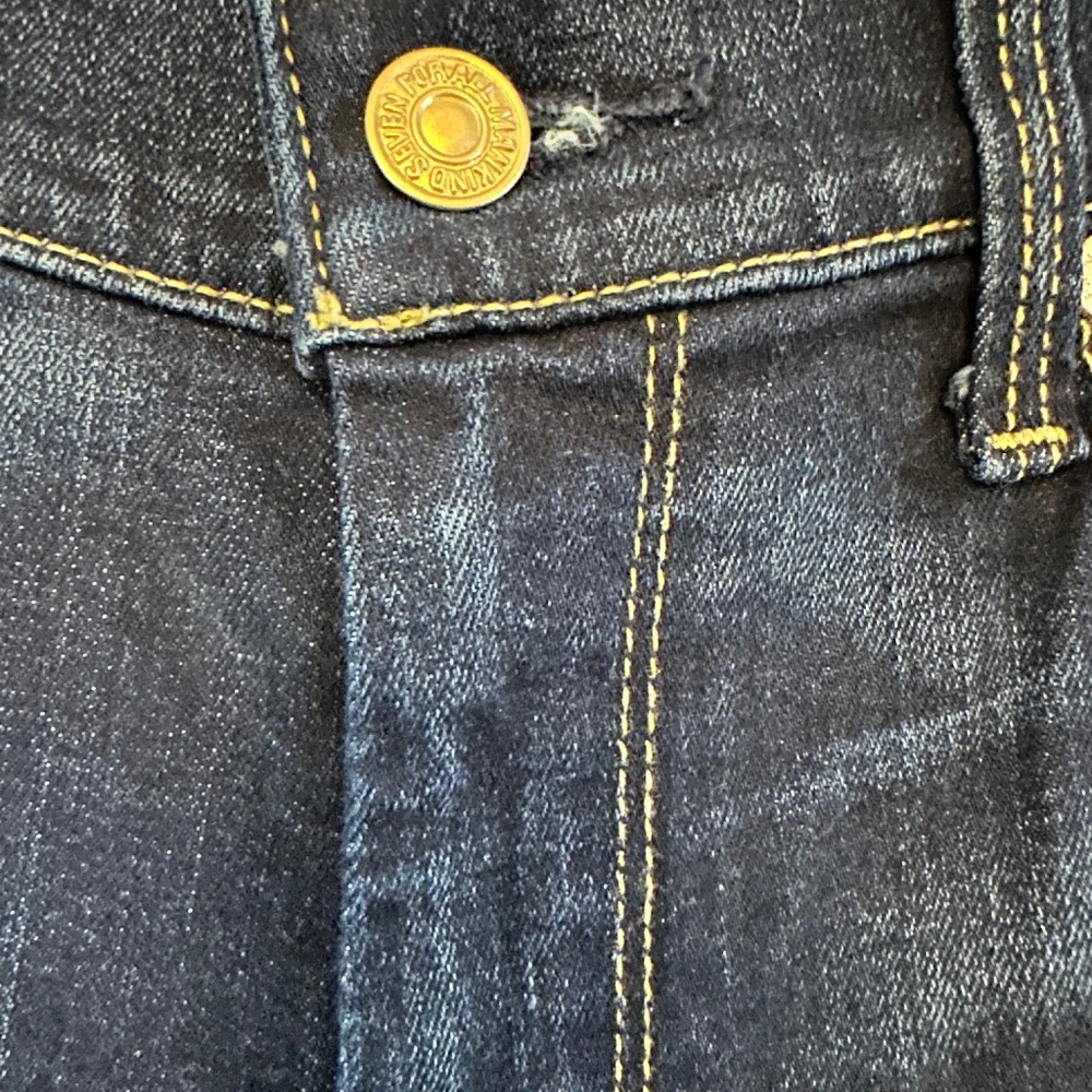 Blue jeans - Picture 2 of 5